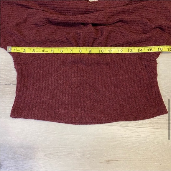 Crazy On You Thermal Top
FREE PEOPLE, Size Medium, Burgundy - Picture 7 of 10